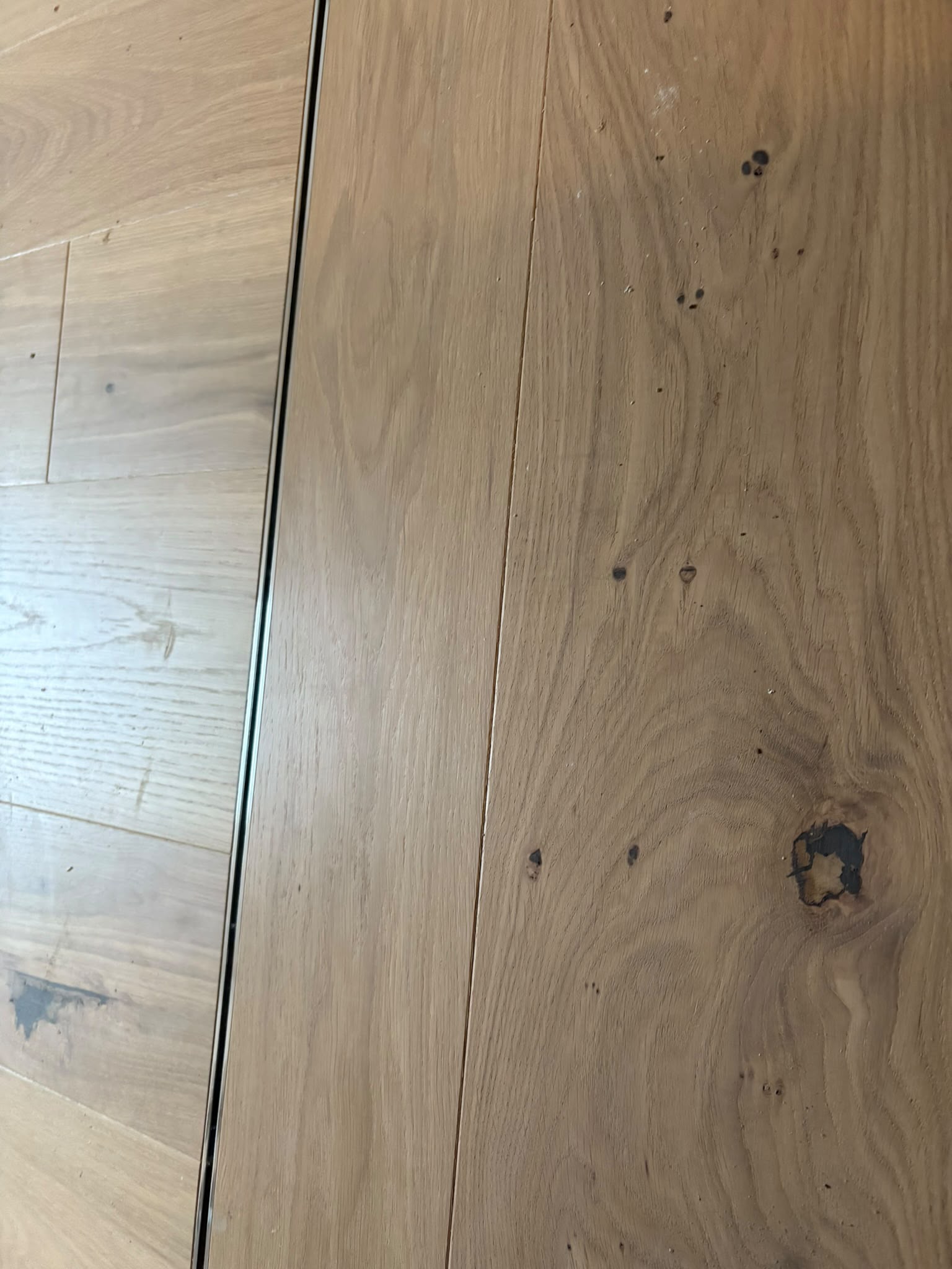Holzdielen mit Übergangsprofil