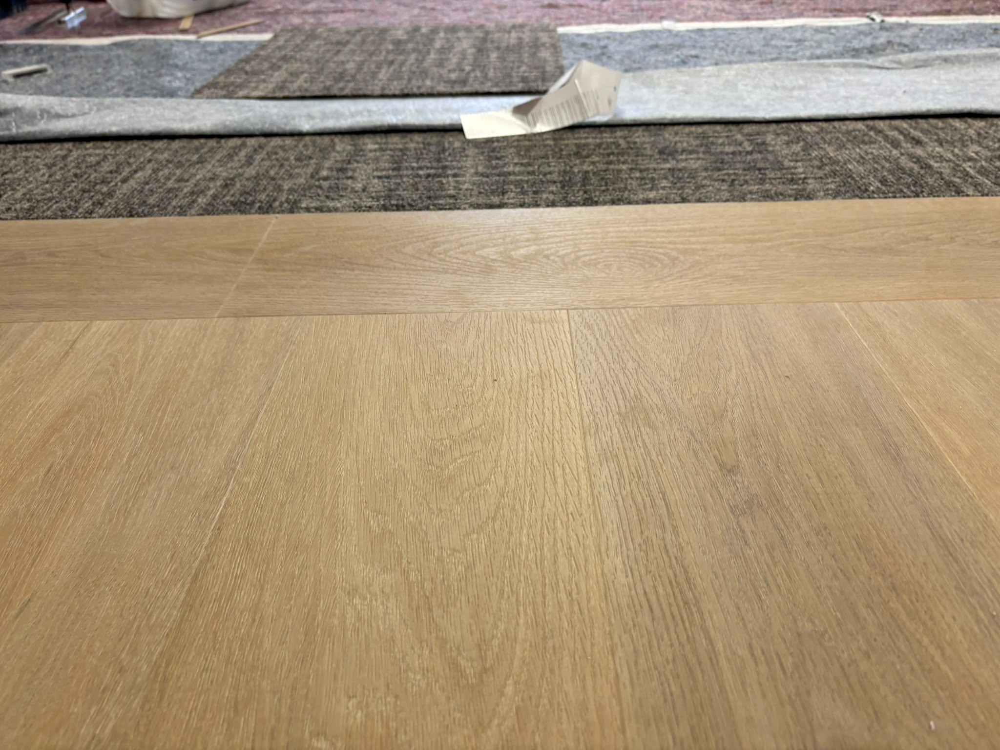 Holzoptikbelag mit Randstreifen